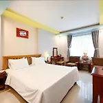 New Sunny 1 Hotel Q7 By Bay Luxury